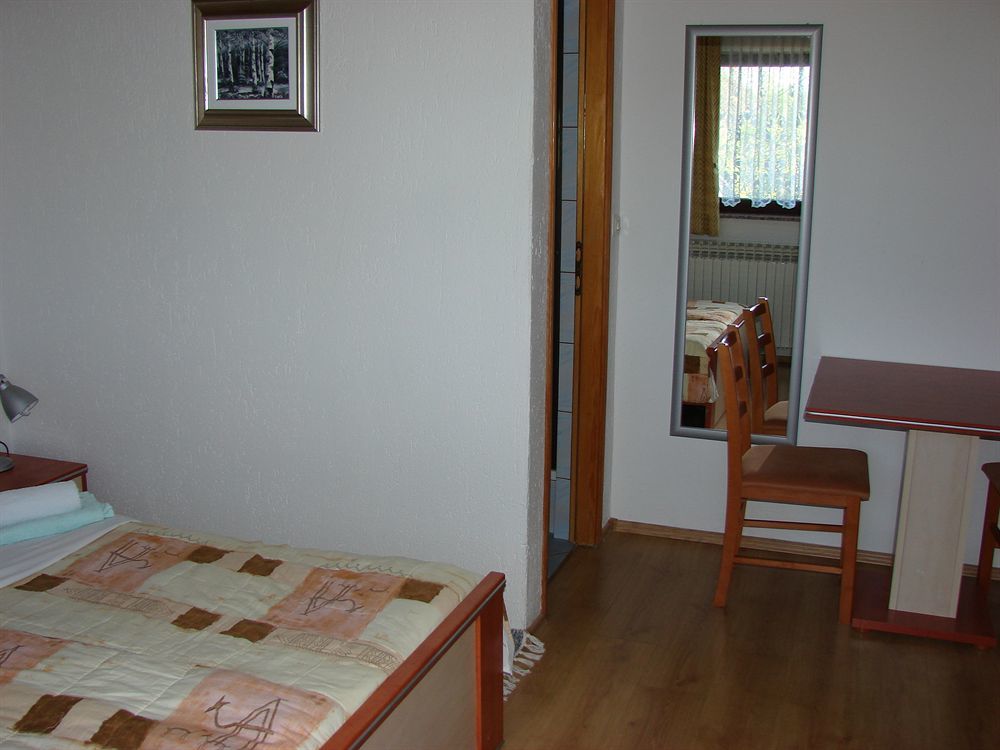 House Jelena Apartment Seliste Dreznicko Ngoại thất bức ảnh